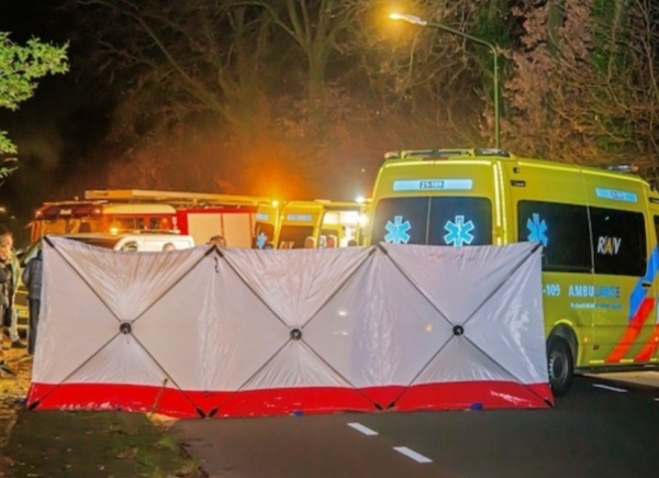 Fietsster komt om het leven na botsing met auto op Parallelweg Zuid in Boxtel