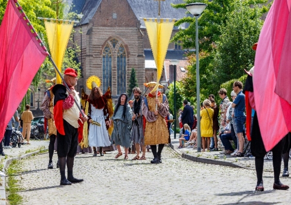 Heilig Bloedprocessie Boxtel roept vooral basisschoolkinderen op om deel te nemen